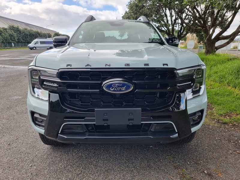 2025 Ford Ranger STORMTRAK D/C 4X4 PHEV 2.3P 10AT image 4