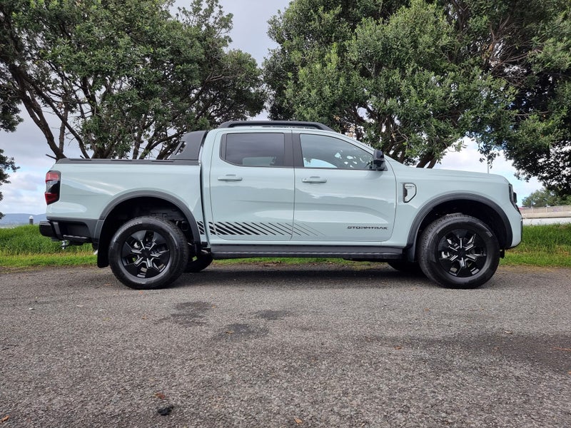 2025 Ford Ranger STORMTRAK D/C 4X4 PHEV 2.3P 10AT image 2