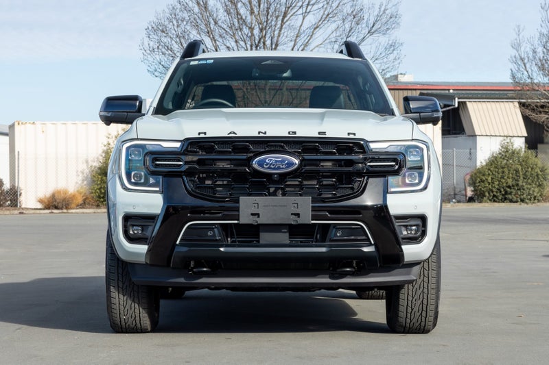 2025 Ford Ranger Stormtrak Hybrid image 2