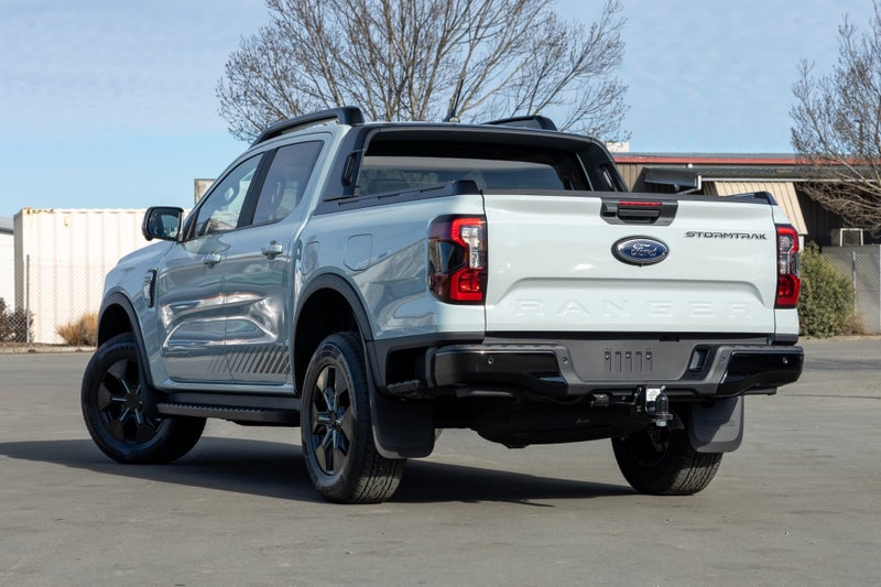 2025 Ford Ranger Stormtrak Hybrid image 4