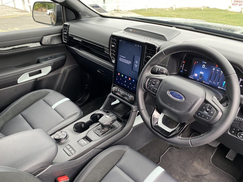2025 Ford Ranger Stormtrak - Hybrid image 2