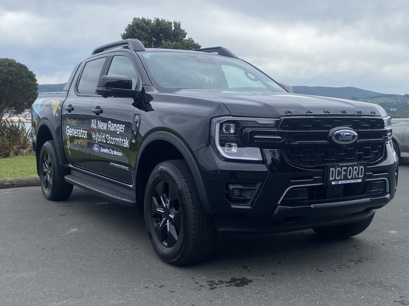 2025 Ford Ranger Stormtrak - Hybrid image 4