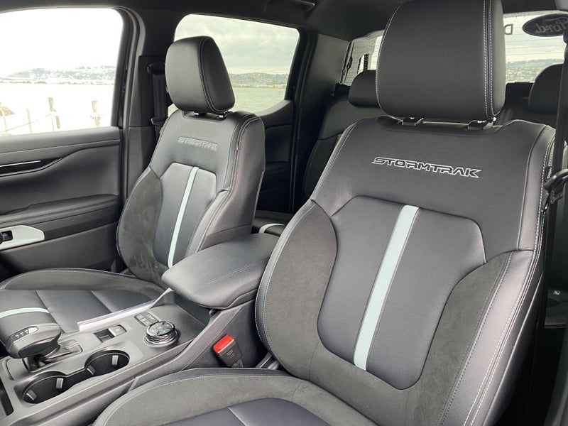 2025 Ford Ranger Stormtrak - Hybrid image 5