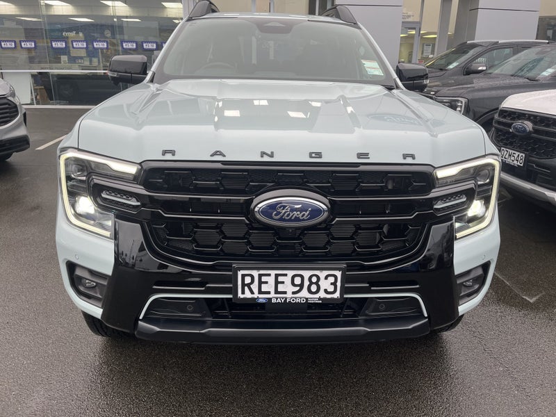 2025 Ford Ranger Stormtrak Hybrid PHEV 4WD image 2
