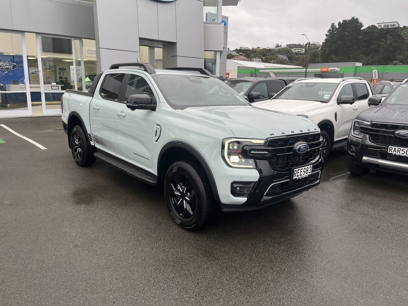 2025 Ford Ranger Stormtrak Hybrid PHEV 4WD image 5