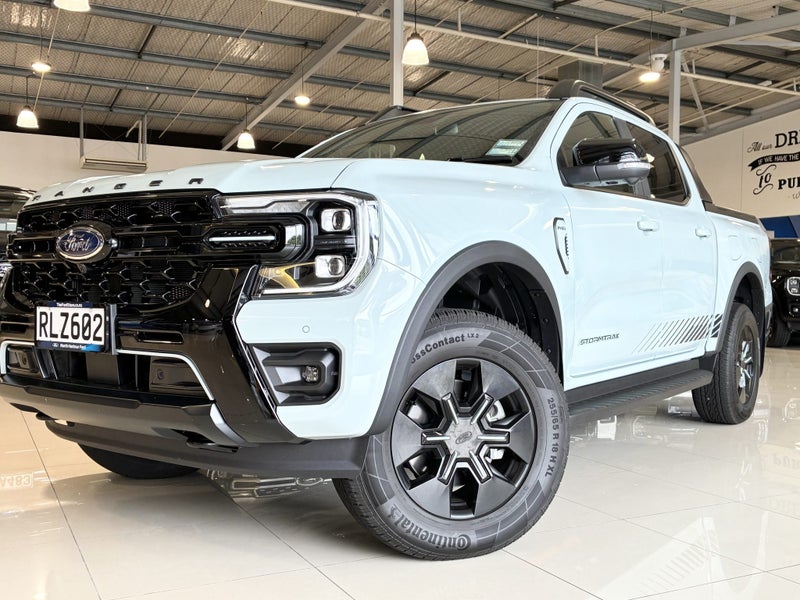 2025 Ford Ranger Stormtrak PHEV 2.3 image 2