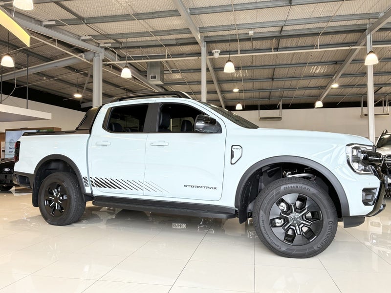 2025 Ford Ranger Stormtrak PHEV 2.3 image 5