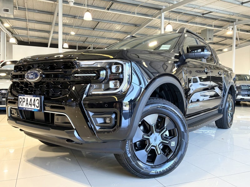 2025 Ford Ranger Stormtrak PHEV 2.3 image 2