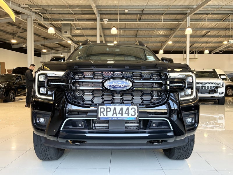 2025 Ford Ranger Stormtrak PHEV 2.3 image 3