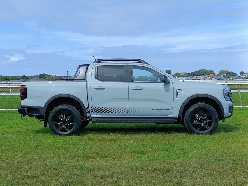 2025 Ford Ranger Stormtrak PHEV 4WD image 3