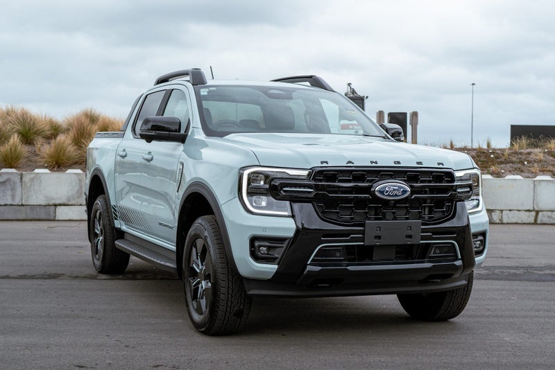 2025 Ford Ranger Stormtrak PHEV/4WD image 1