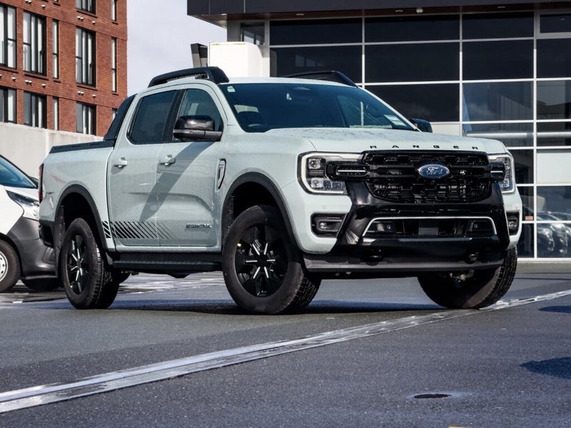 2025 Ford Ranger Stormtrak Phev/4Wd image 1
