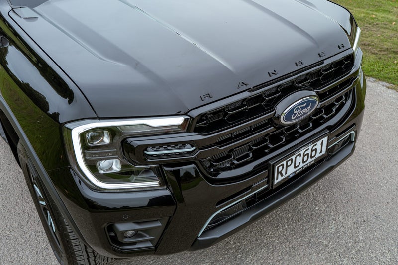 2025 Ford Ranger Stormtrak PHEV/4WD image 2