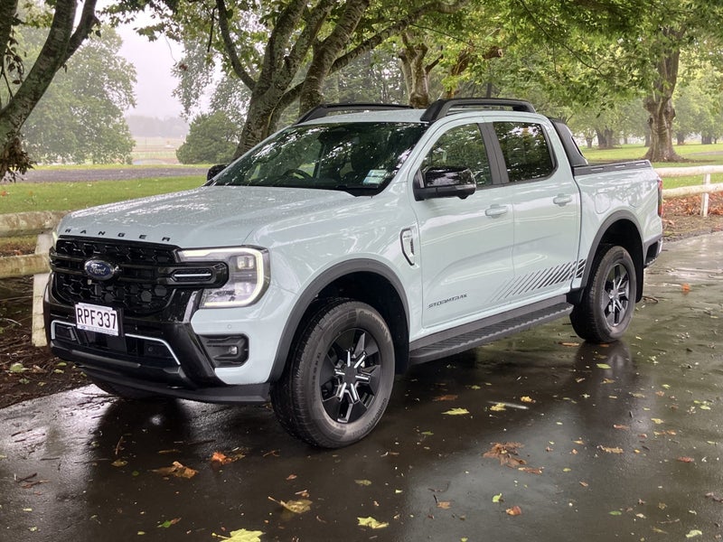 2025 Ford Ranger Stormtrak Phev/4Wd image 3