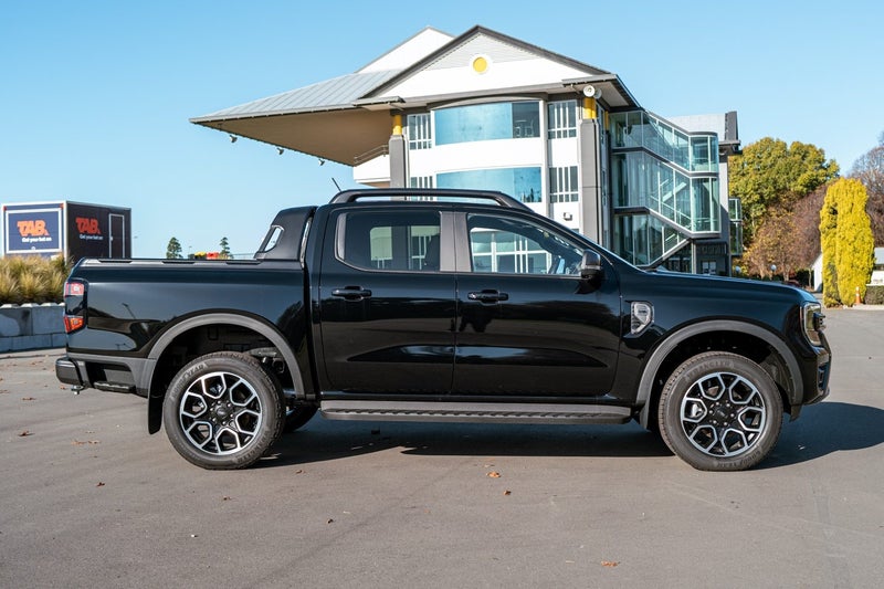 2025 Ford Ranger Wildtrak 10Y Edition image 3