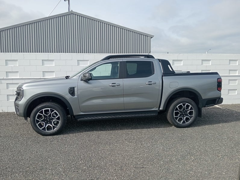 2025 Ford Ranger Wildtrak 3.0L V6 10Y Edition image 3