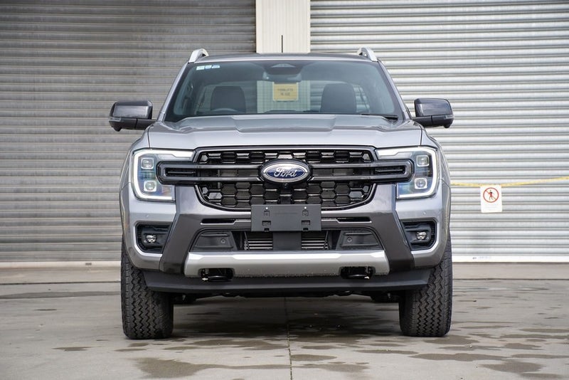 2025 Ford Ranger Wildtrak 3.0L V6 4x4 image 2
