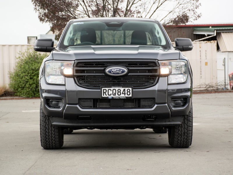 2025 Ford Ranger XL 2.0L Bi-Turbo 4x4 image 2