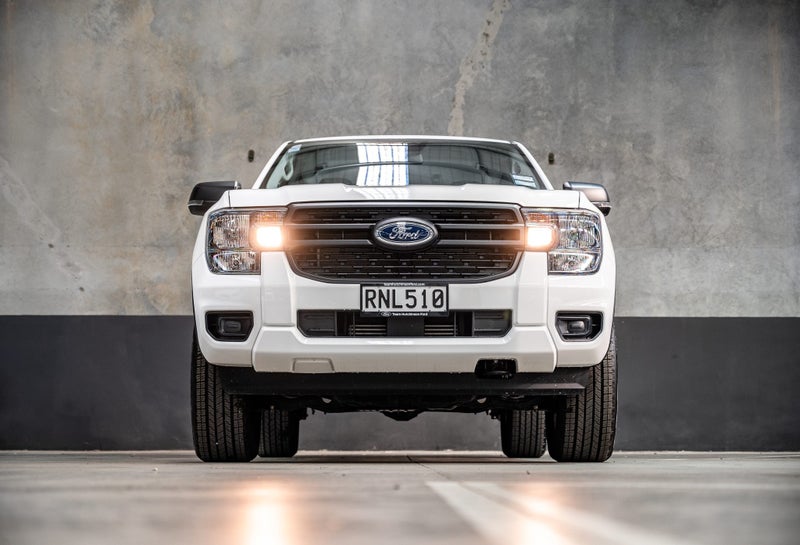 2025 Ford Ranger XL Double Cab 4WD image 4