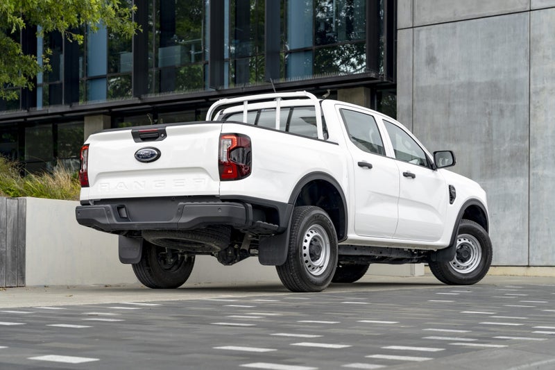 2025 Ford Ranger XL Double Cab 4WD image 2