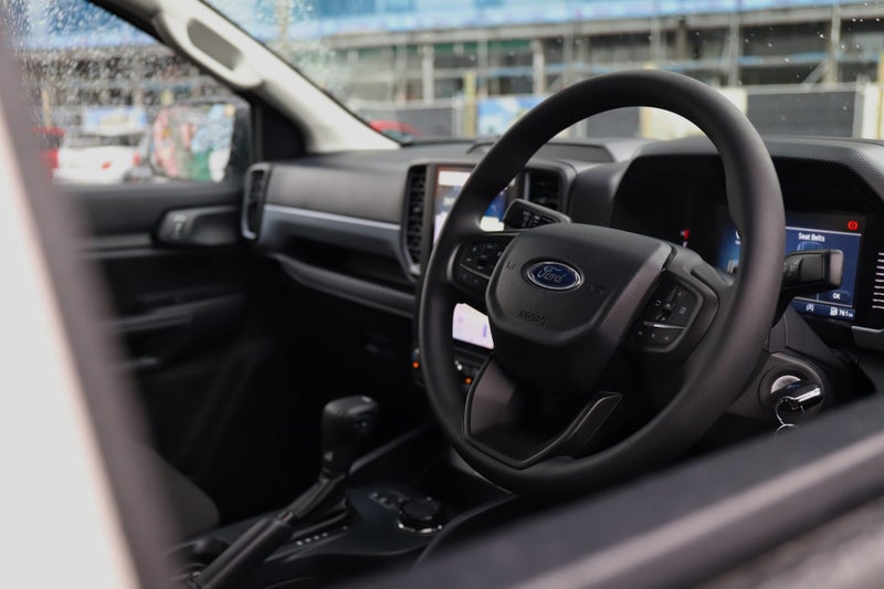 2025 Ford Ranger XL Double Cab 4WD image 3