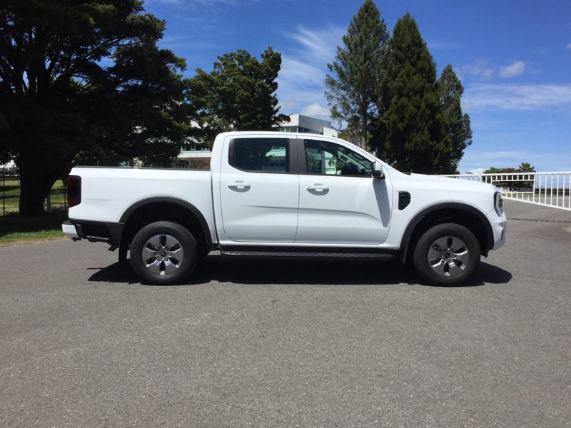 2025 Ford Ranger XLT 4WD PHEV image 3