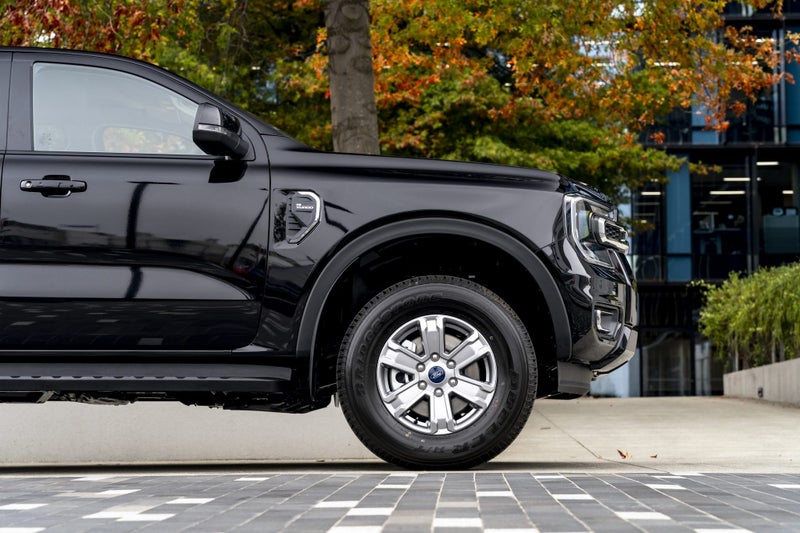 2025 Ford Ranger XLT Double Cab 2WD image 3