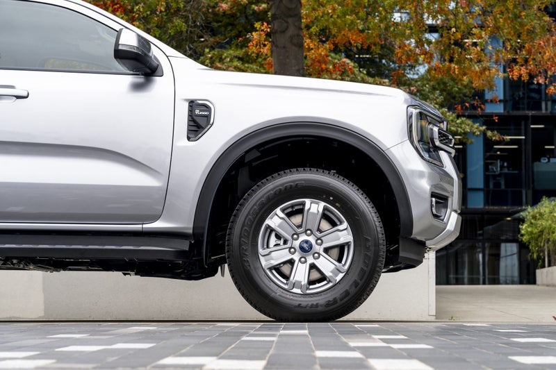 2025 Ford Ranger XLT Double Cab 4WD image 2