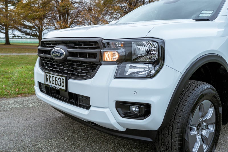 2025 Ford Ranger XLT PHEV/4WD/10 Speed Auto image 5
