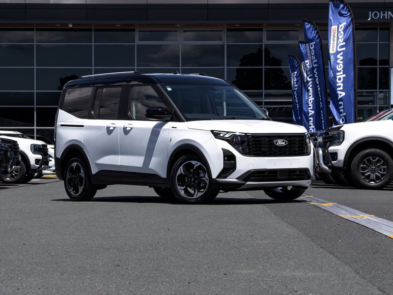 2025 Ford Tourneo Tourneo 1.0P/7At image 1