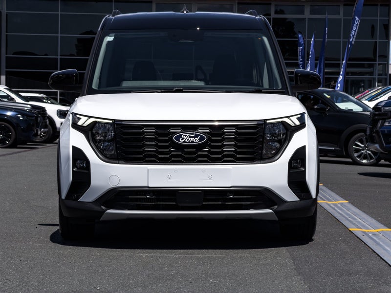 2025 Ford Tourneo Tourneo 1.0P/7At image 3