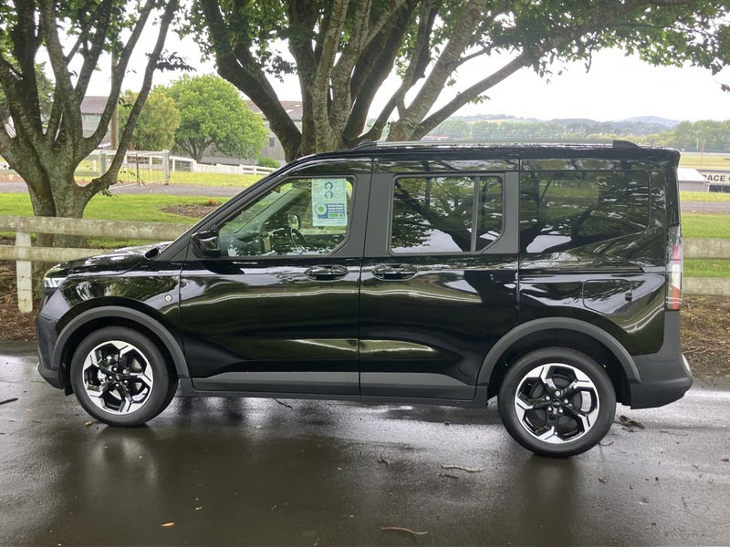 2025 Ford Tourneo Transit Courier1.0P/7At image 5