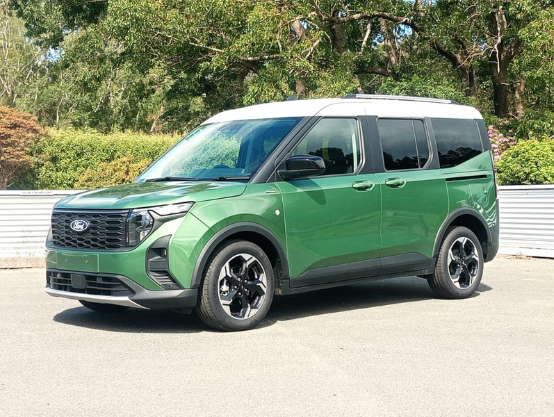 2025 Ford Tourneo Transit Courier1.0P/7At image 2