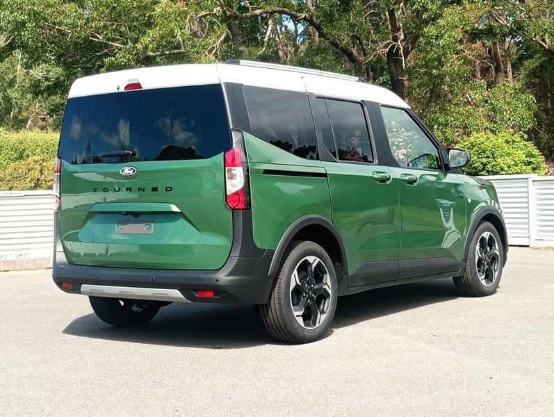 2025 Ford Tourneo Transit Courier1.0P/7At image 5