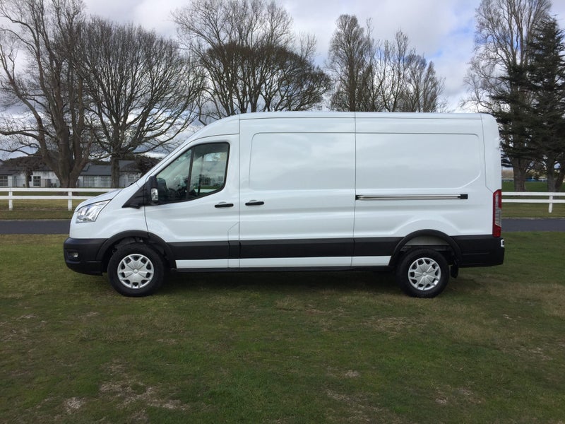 2025 Ford Transit 350 LWB MID ROOF image 3