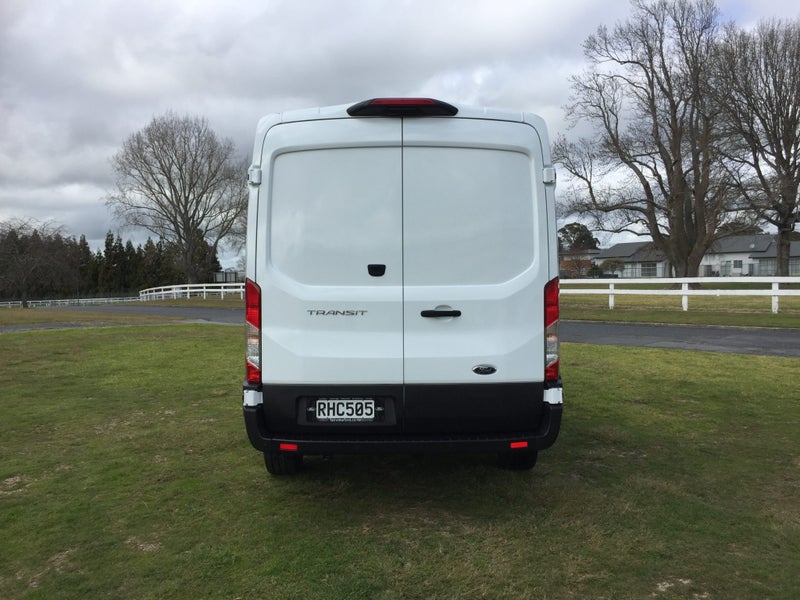 2025 Ford Transit 350 LWB MID ROOF image 5