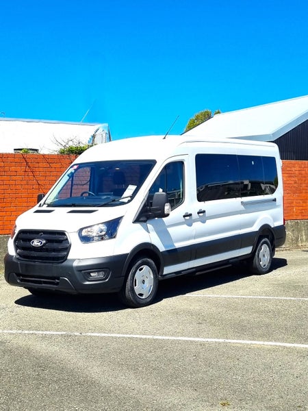 2025 Ford Transit 410 12 Seater Minibus image 3