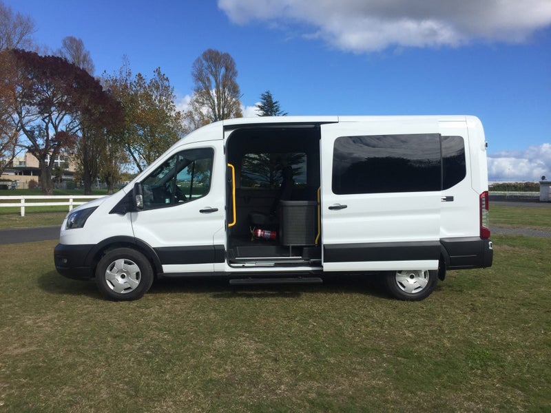 2025 Ford Transit 410L 12 SEATER image 3