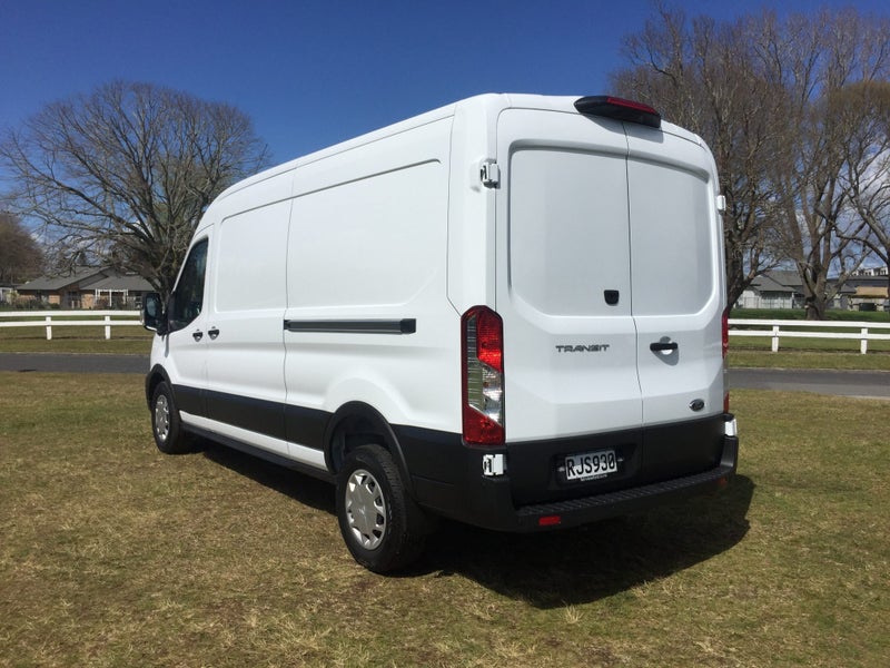 2025 Ford Transit CARGO 350L LWB image 4