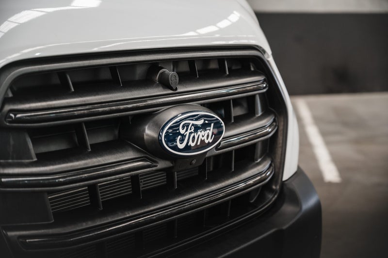 2025 Ford Transit Cargo 500EL 2.0D image 2