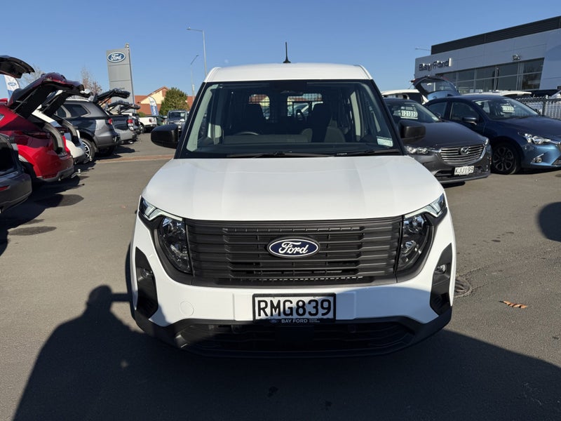 2025 Ford Transit COURIER 1.0L 7A FWD image 2