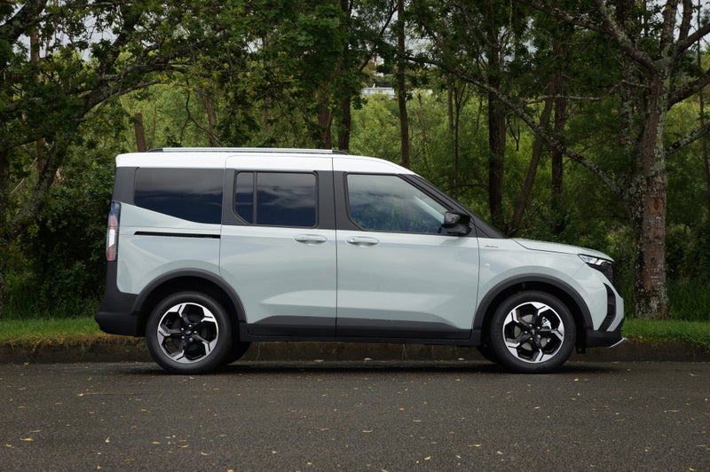 2025 Ford Transit COURIER TOURNEO ACTIVE 1.0P 7... image 5