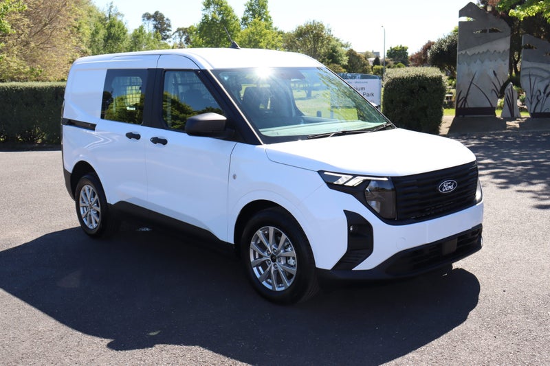 2025 Ford Transit Courier Trend 1.0P/7At image 2