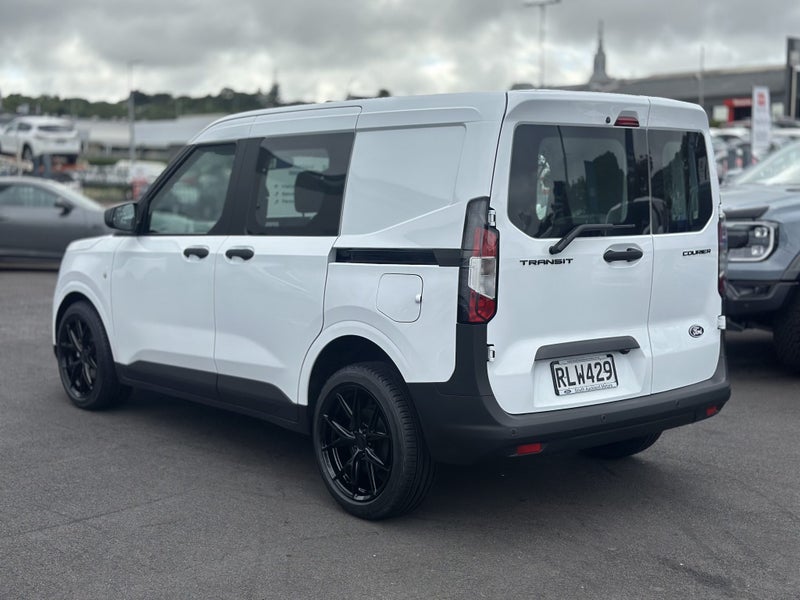 2025 Ford Transit Courier Trend 1.0P/7At image 4