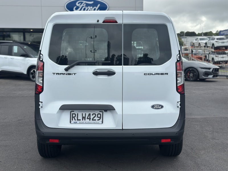 2025 Ford Transit Courier Trend 1.0P/7At image 5