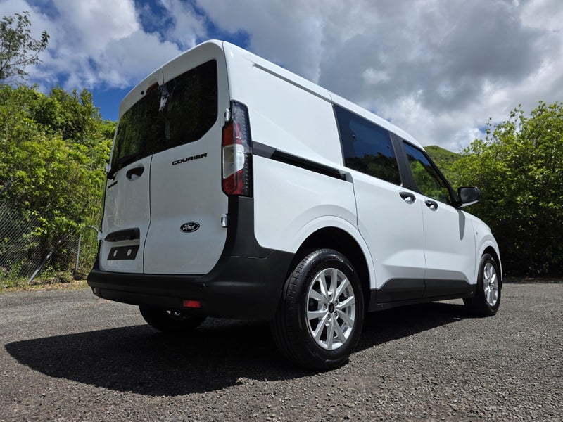 2025 Ford Transit Courier Trend 1.0P/7At image 2