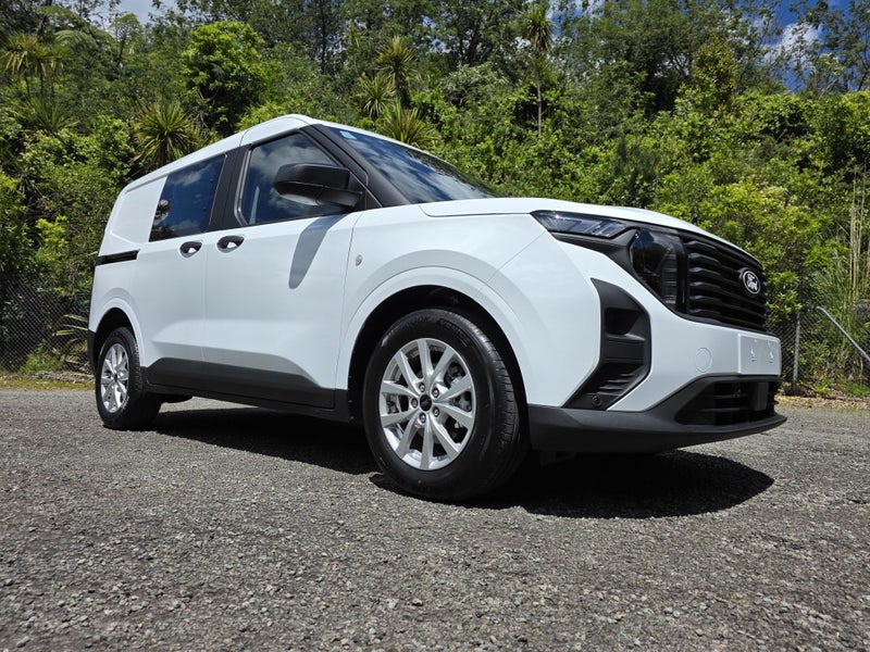 2025 Ford Transit Courier Trend 1.0P/7At image 3