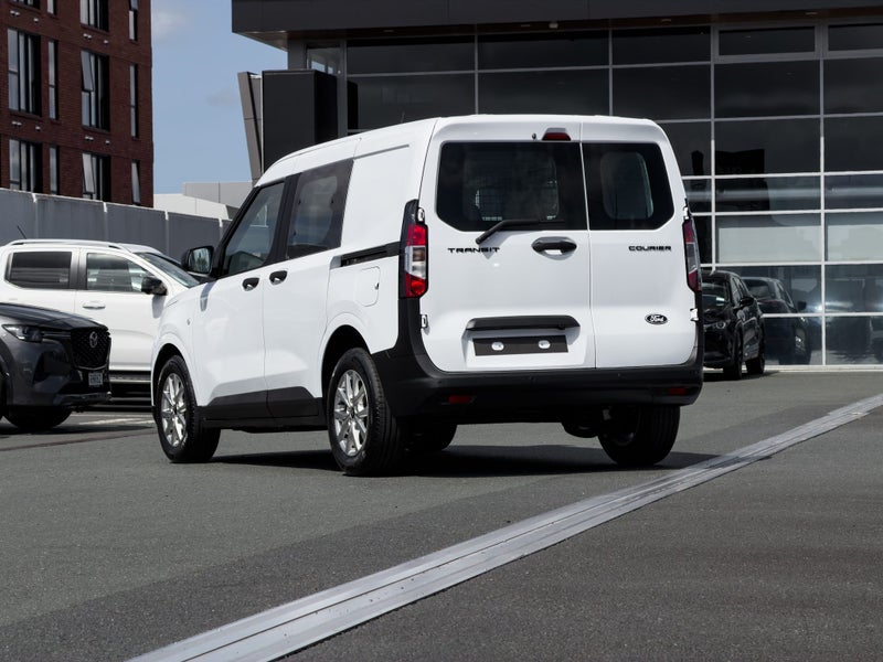 2025 Ford Transit Courier Trend 1.0P/7At image 2