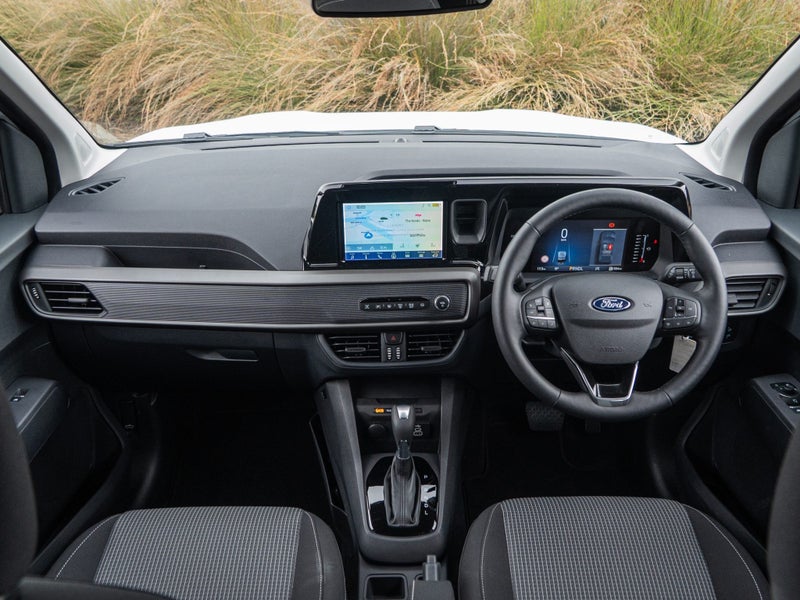 2025 Ford Transit Courier Trend FWD 7A image 2