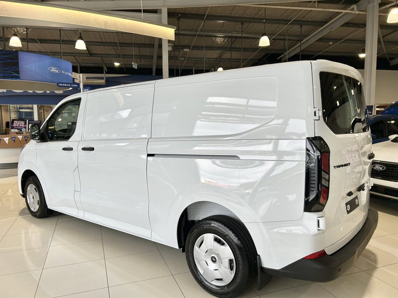 2025 Ford Transit Custom 320 LWB 2.0 image 5